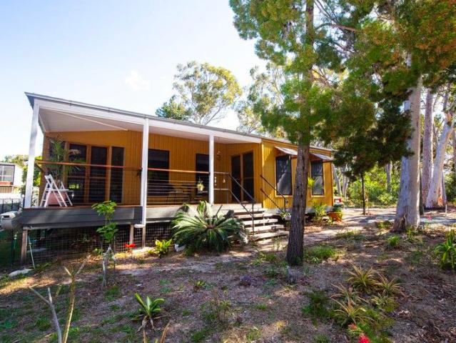 House for sale in Macleay Island, Queensland