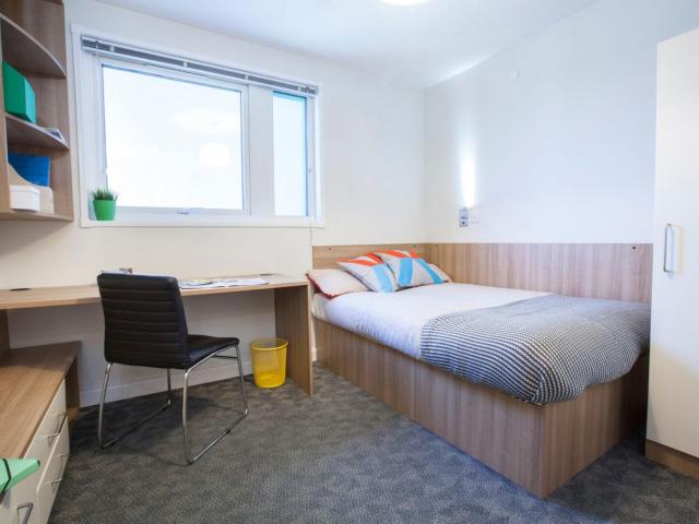 Room for rent in Hale Village, Tottenham Hale