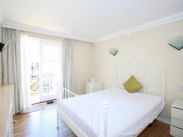 Room for rent in West Kensington, Greater London