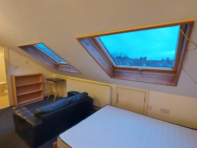 Studio for rent in Greater London