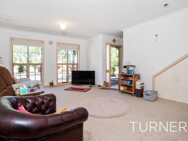 Townhouse for rent in Horseshoe Creek, South Australia