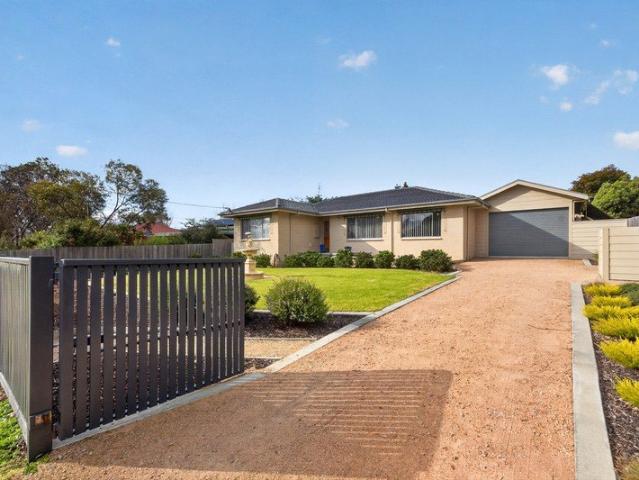 House for sale in Maffra, Victoria
