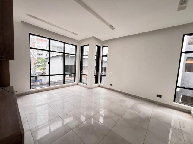 Duplex for sale in Eti Osa, Abuja