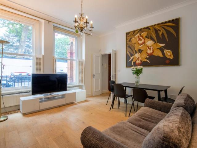 Apartment for rent in South Kensington, Greater London