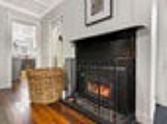 House for sale in Parkvale