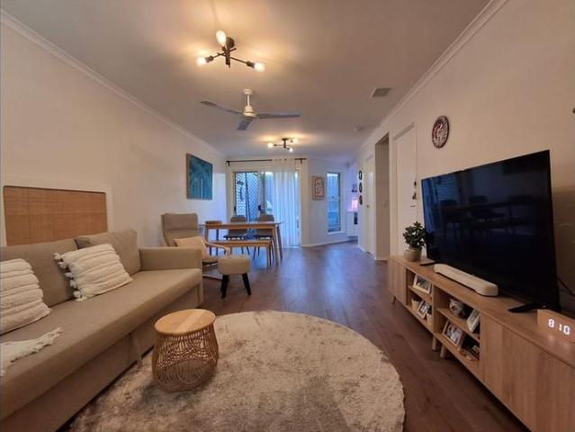 Townhouse for rent in Toombul, Queensland