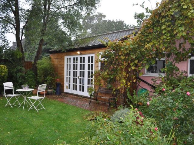 Studio for rent in Ashley Park, Surrey