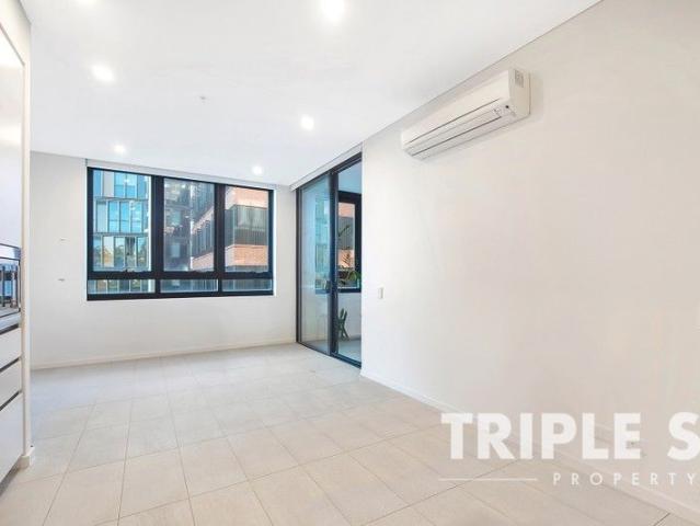 Apartment for sale in Melrose Park