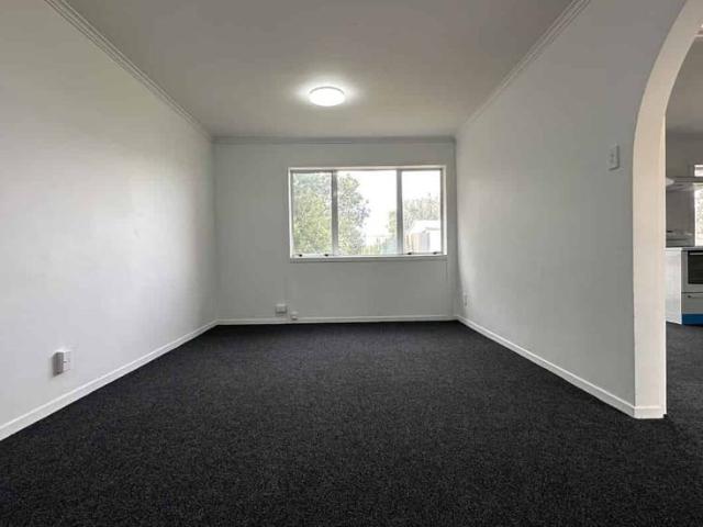 House for rent in Owhata