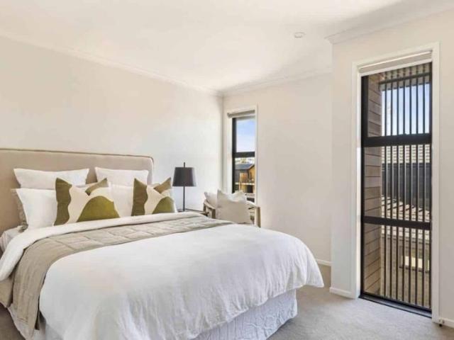 Townhouse for rent in Kawau Island