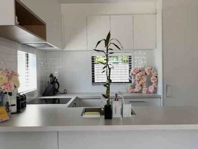 Townhouse for rent in Shirley, Coastal-Burwood Community