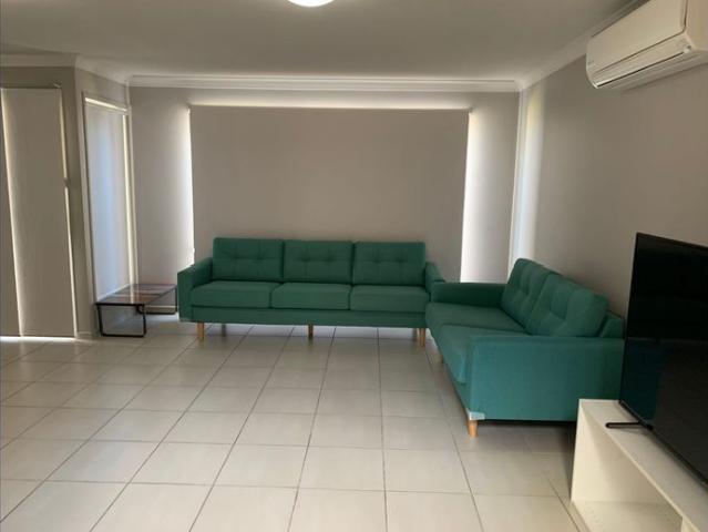 Townhouse for rent in Emerald, Queensland