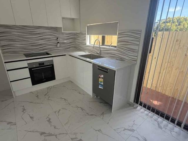 Townhouse for rent in Owhata