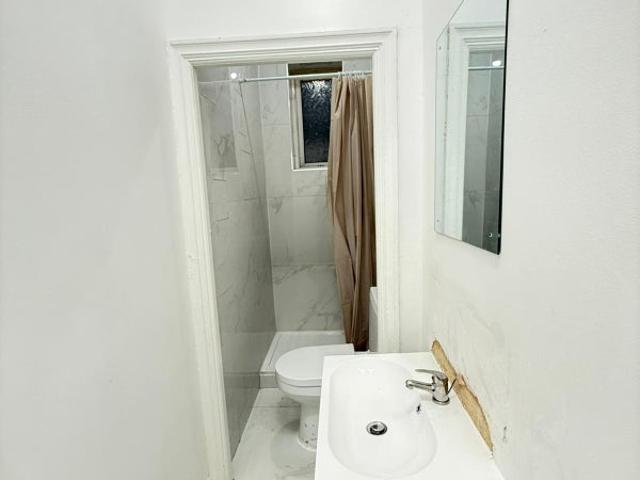 Studio for rent in London Borough of Ealing, Greater London