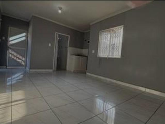House for rent in Chatsworth, Kwazulu-natal