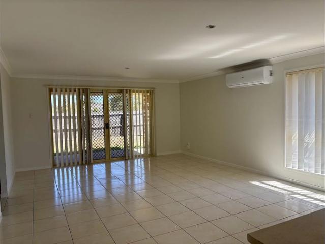 House for rent in Lowood