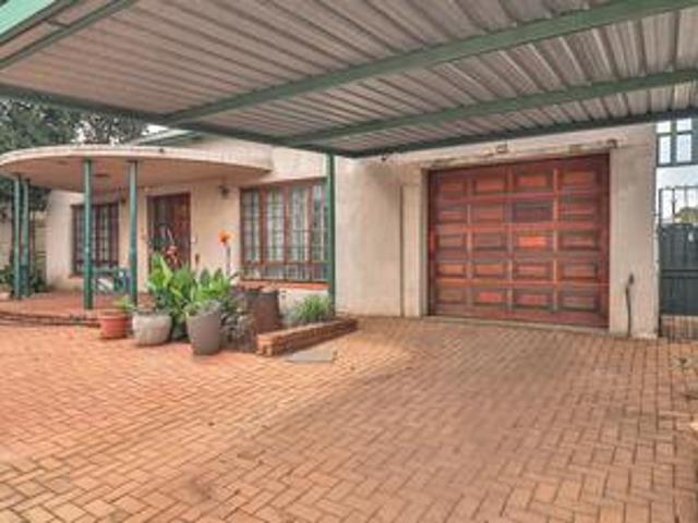 House for sale in Vosloorus, Gauteng