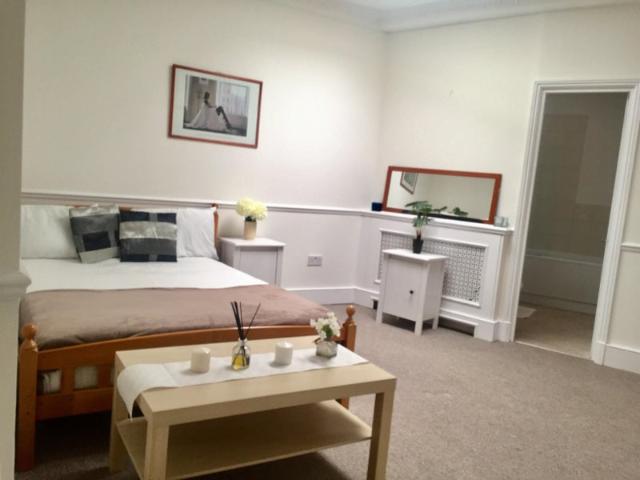 Studio for rent in Islington, Greater London