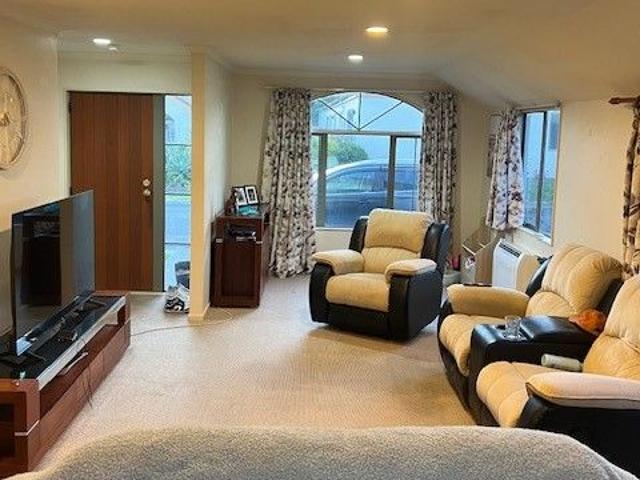 Townhouse for rent in Bay Of Plenty