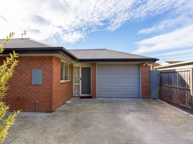 Townhouse for rent in Riccarton, Canterbury