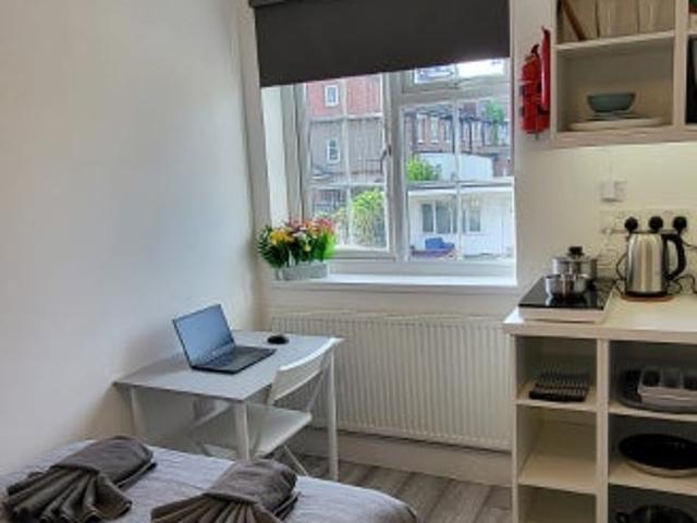 Studio for rent in London Borough of Ealing, Greater London