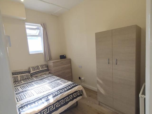 Studio for rent in London Borough of Haringey, Greater London