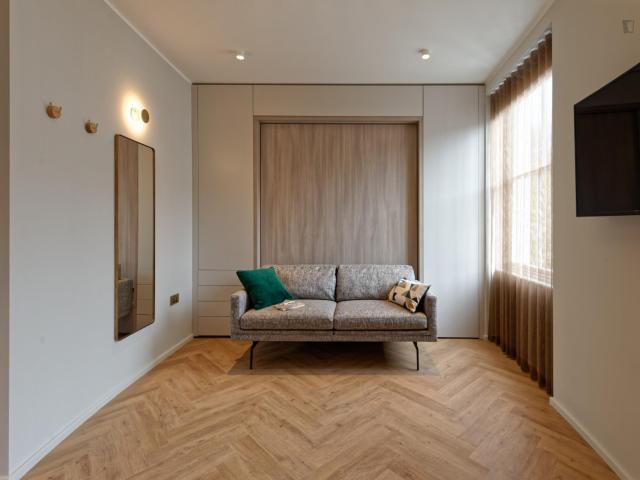 Apartment for rent in Brompton, Greater London