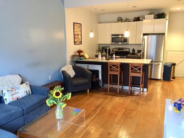Room for rent in Arverne, New York
