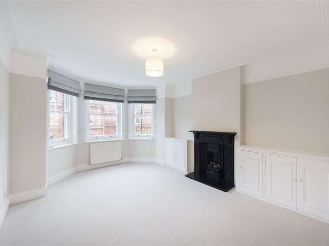 Apartment for rent in London Borough of Hammersmith and Fulham, Greater London