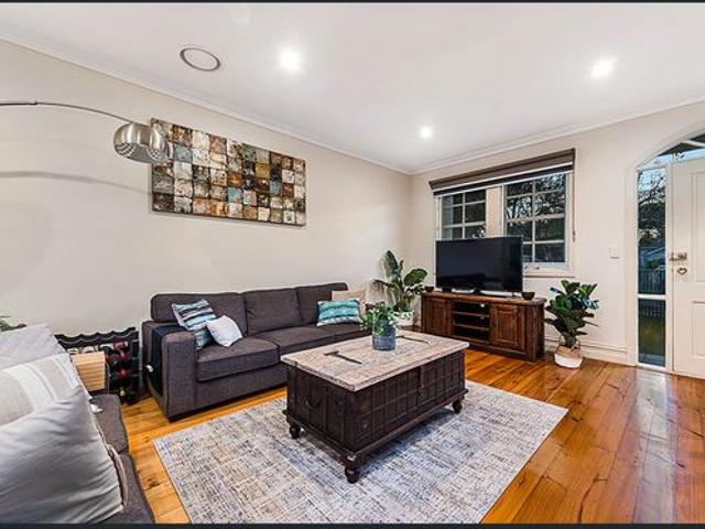 Townhouse for rent in Camerons Creek, Victoria