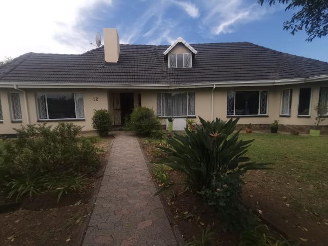 House for rent in Brackenhurst