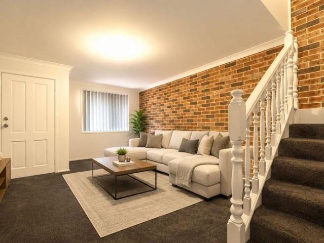 Townhouse for rent in Sydney, New South Wales