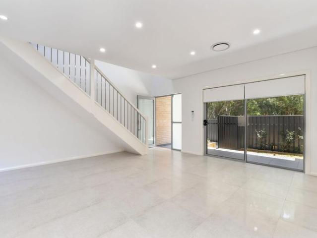 Townhouse for rent in Gosford, New South Wales
