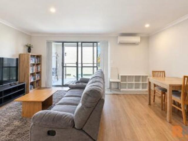 Apartment for rent in Parklands, Western Australia