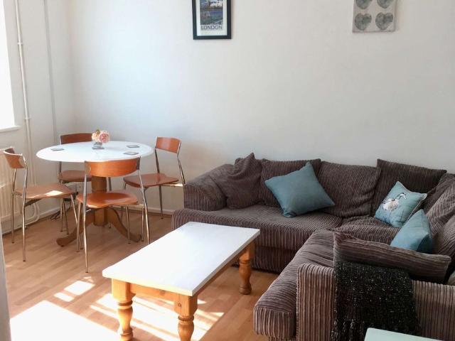 Room for rent in Chichester, Littlecote
