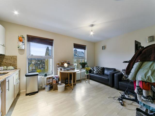 Apartment for rent in West Hampstead, Greater London