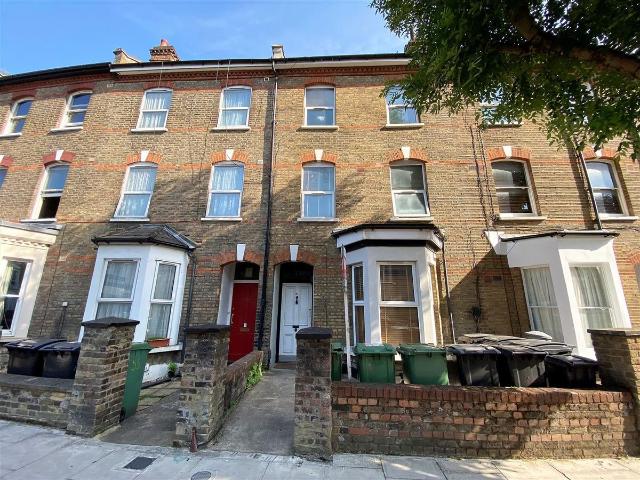 Studio for rent in Kilburn, Greater London