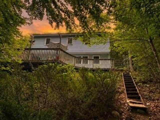 House for sale in Saint Albans, Somerset County