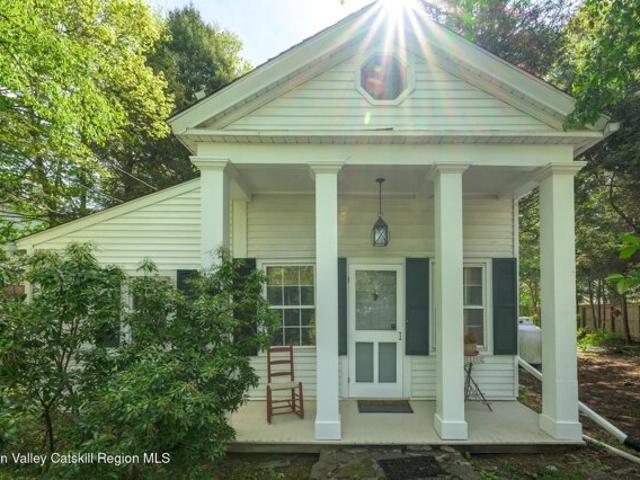 House for sale in Chatham, New York