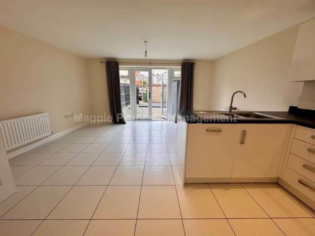 Townhouse for rent in Loves Farm, Huntingdonshire