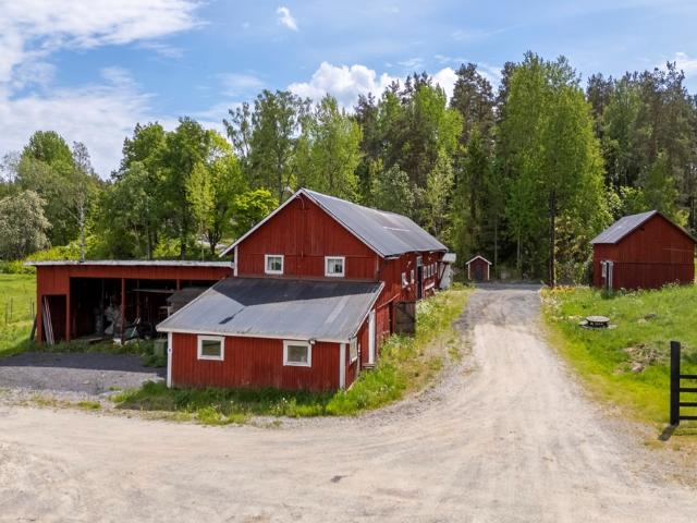 Gård till salu
