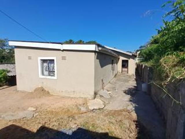House for sale in Amanzimtoti, Kwazulu-natal