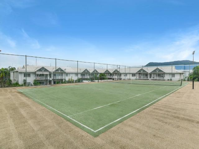 Apartment for sale in Westcourt, Queensland