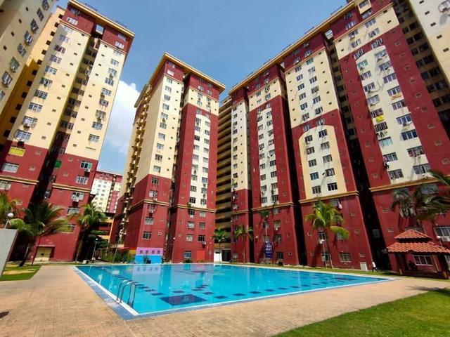 Apartment for sale in Petaling, Damansara Damai