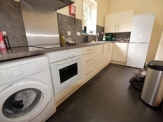 House for rent in Woodhouse, West Yorkshire