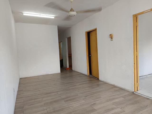 Apartment for sale in Petaling, Damansara Damai