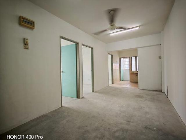 Apartment for sale in Country Heights Damansara, Kuala Lumpur