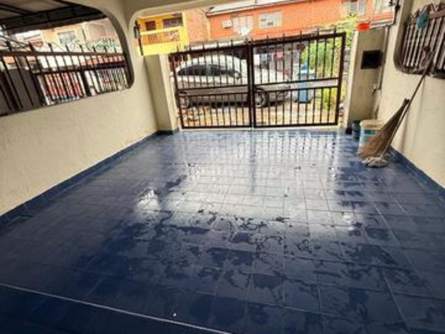 Terraced House for sale in Tanjong Sepat, Selangor