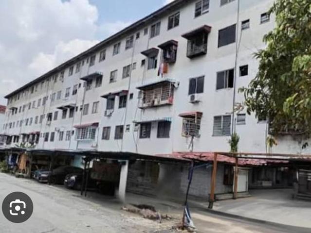 Flat for sale in Petaling, Subang Jaya