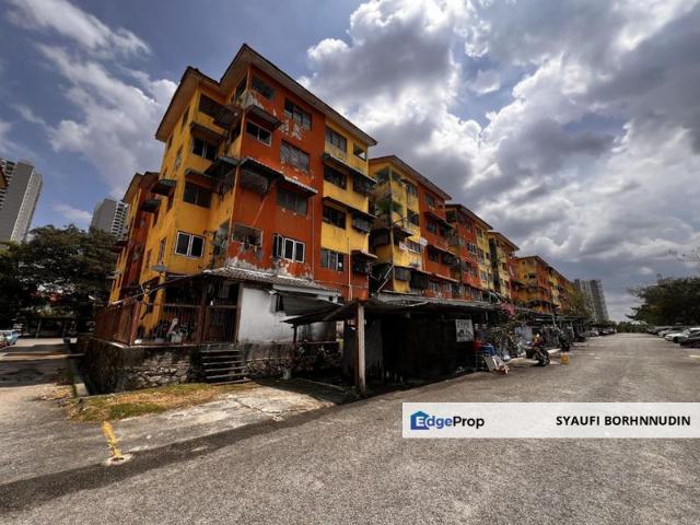 Flat for sale in Kajang, Langat